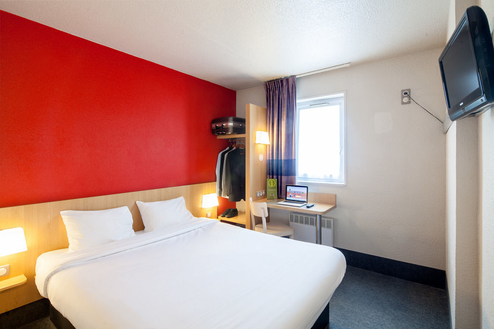 B&B Hotel Noisy-Le-Grand Exteriör bild