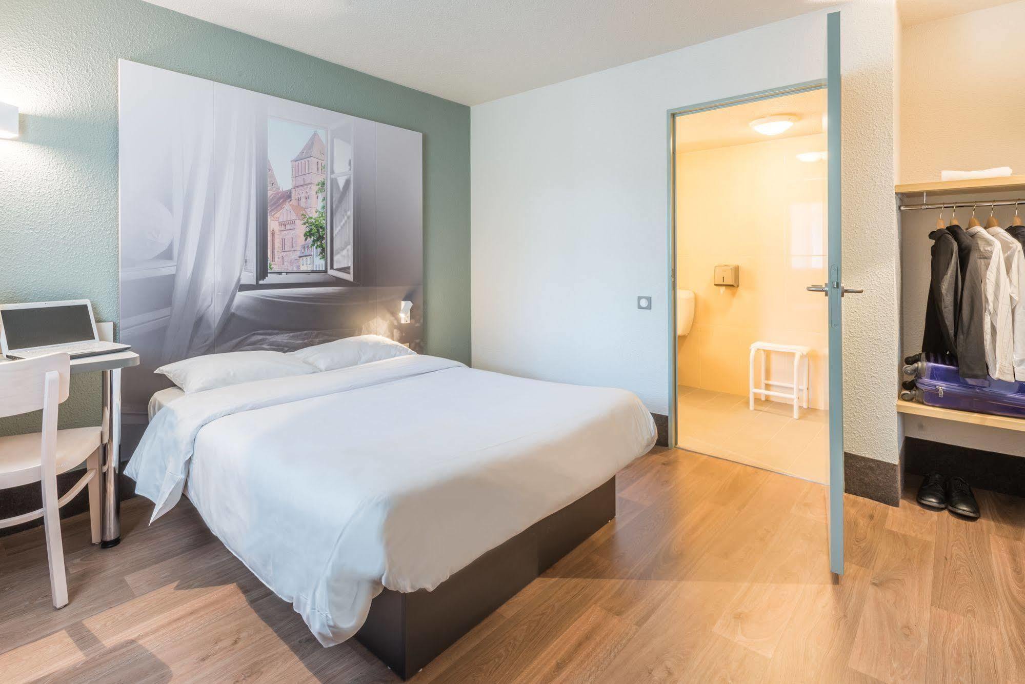 B&B Hotel Noisy-Le-Grand Exteriör bild