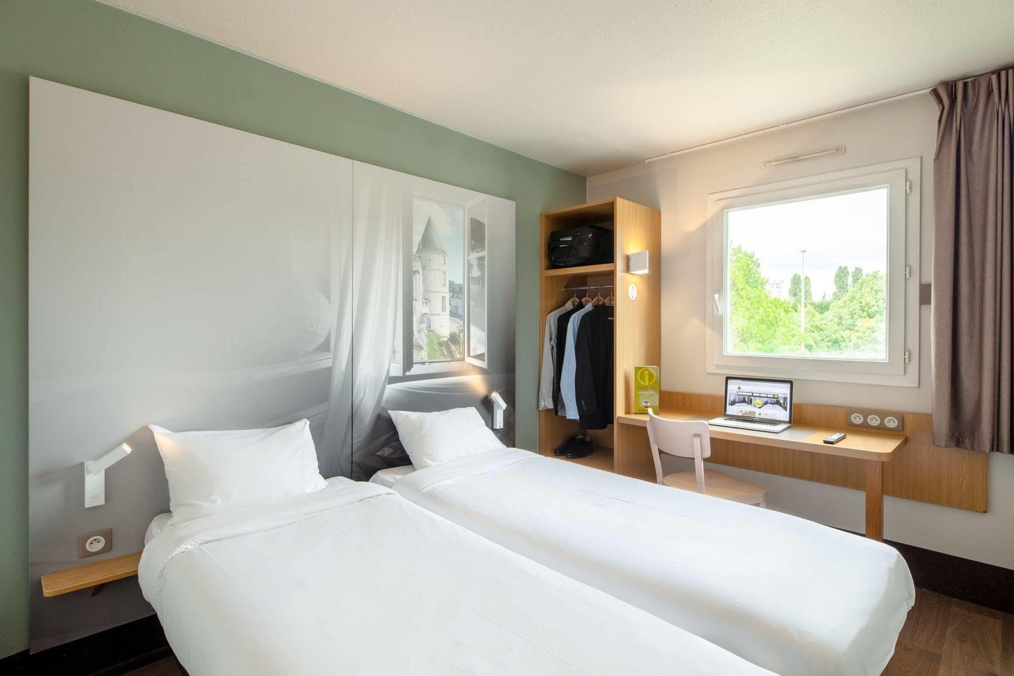B&B Hotel Noisy-Le-Grand Exteriör bild